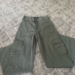 Women’s Green Cargo Pants